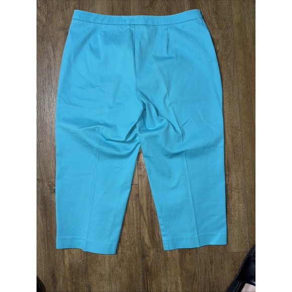 Coldwater Creek Capri Women's Embroidery Hem Tan Size 14 - Picture 3 of 3